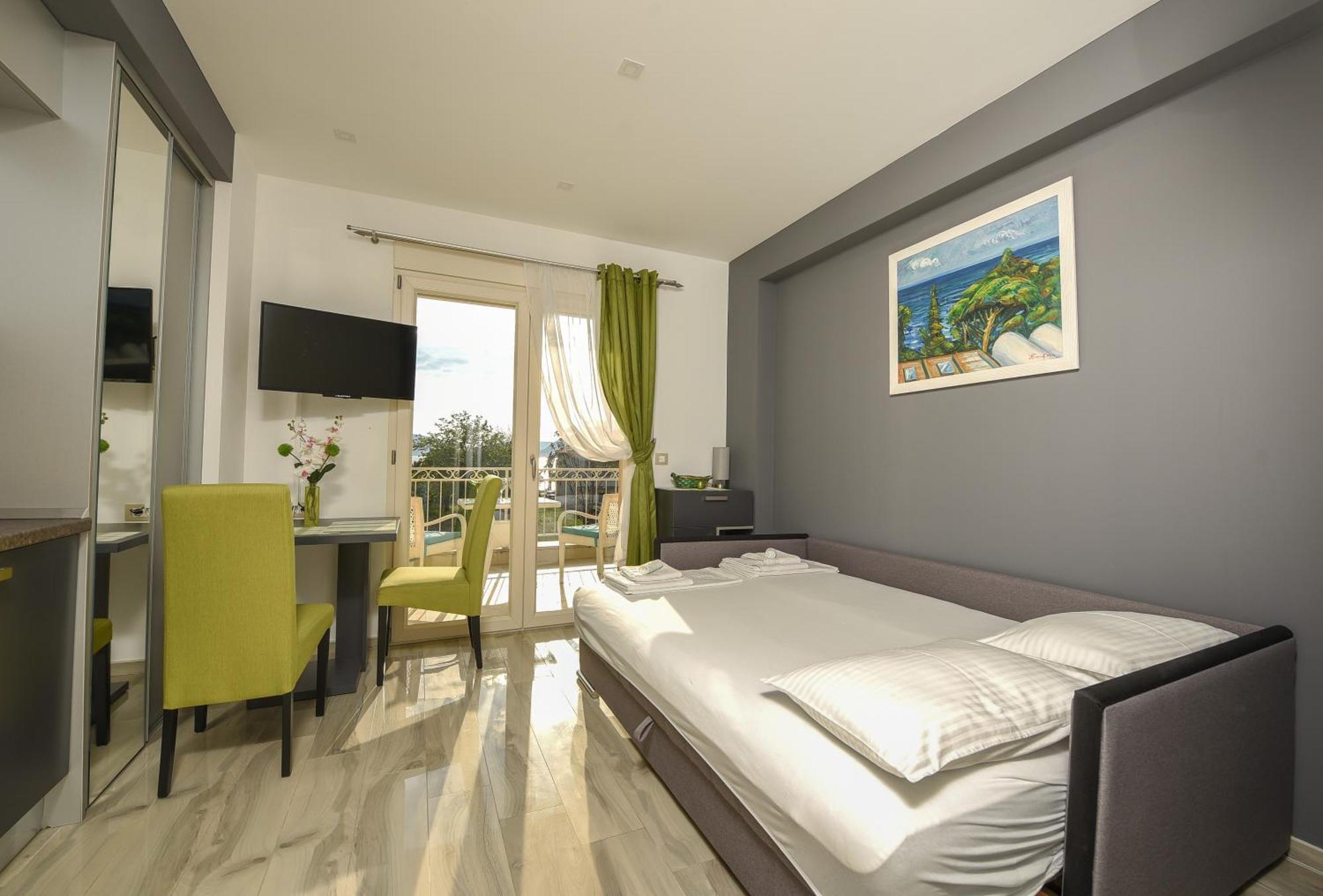 Sea Point Apart Hotel Тиват Екстериор снимка